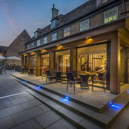 The Talbot Hotel, Oundle , Near Peterborough Εξωτερικό φωτογραφία
