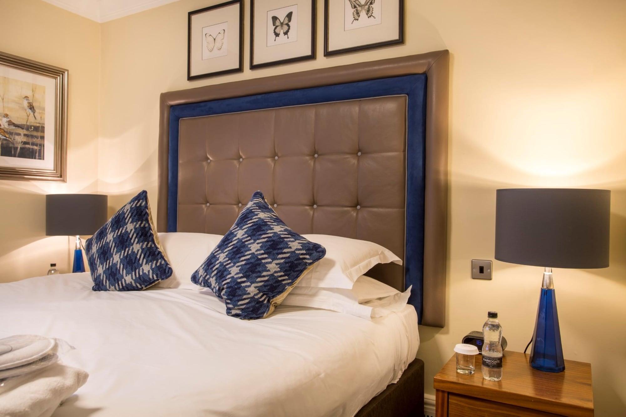 The Talbot Hotel, Oundle , Near Peterborough Εξωτερικό φωτογραφία