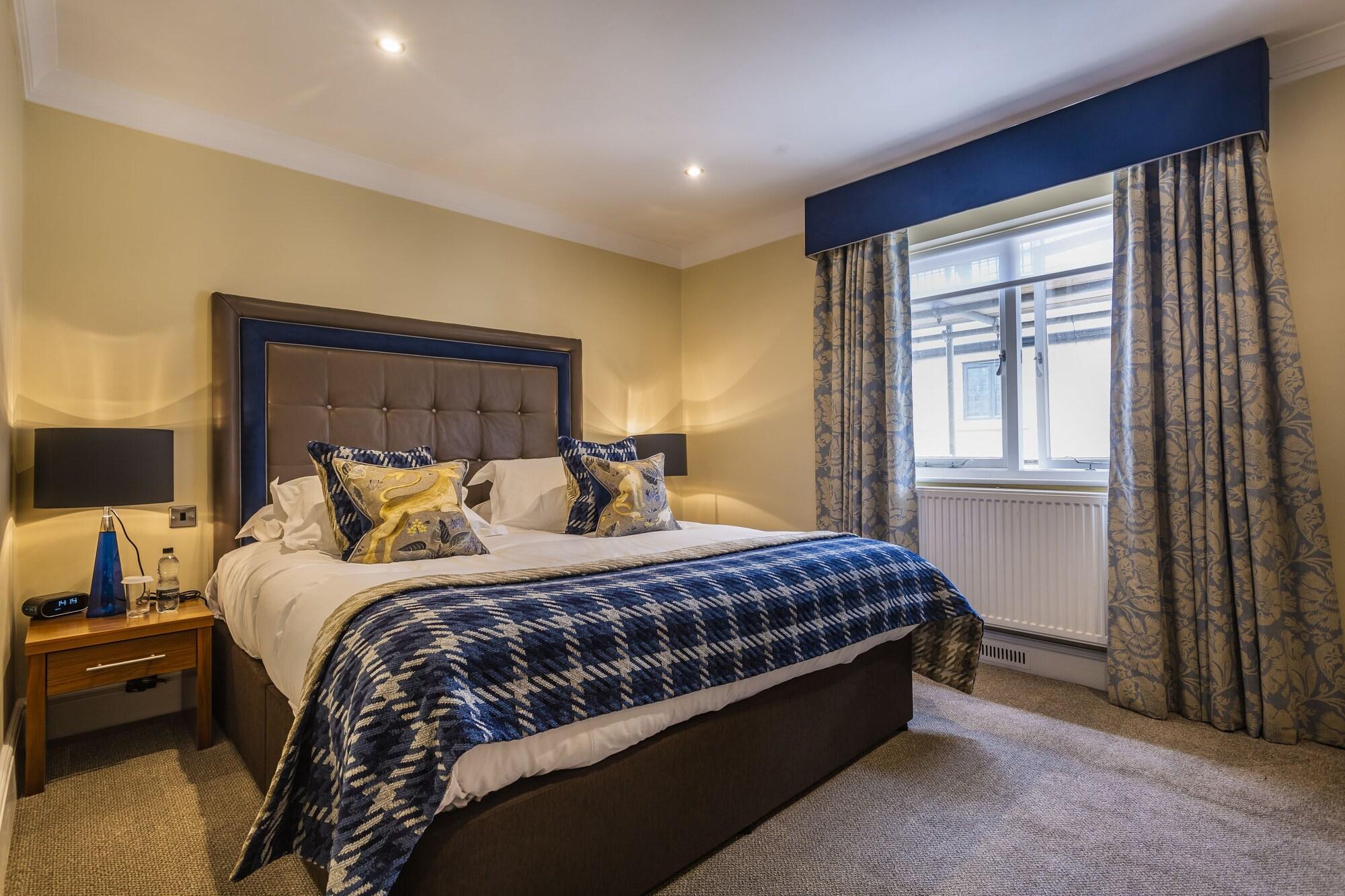 The Talbot Hotel, Oundle , Near Peterborough Εξωτερικό φωτογραφία