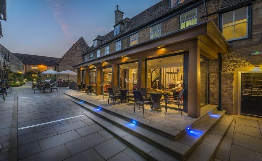 The Talbot Hotel, Oundle , Near Peterborough Εξωτερικό φωτογραφία