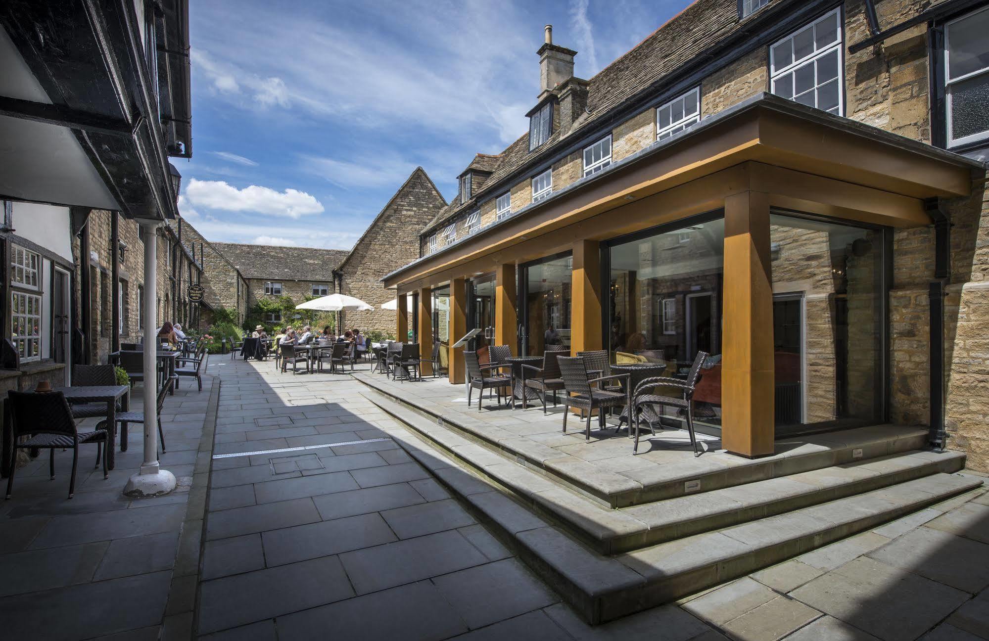 The Talbot Hotel, Oundle , Near Peterborough Εξωτερικό φωτογραφία